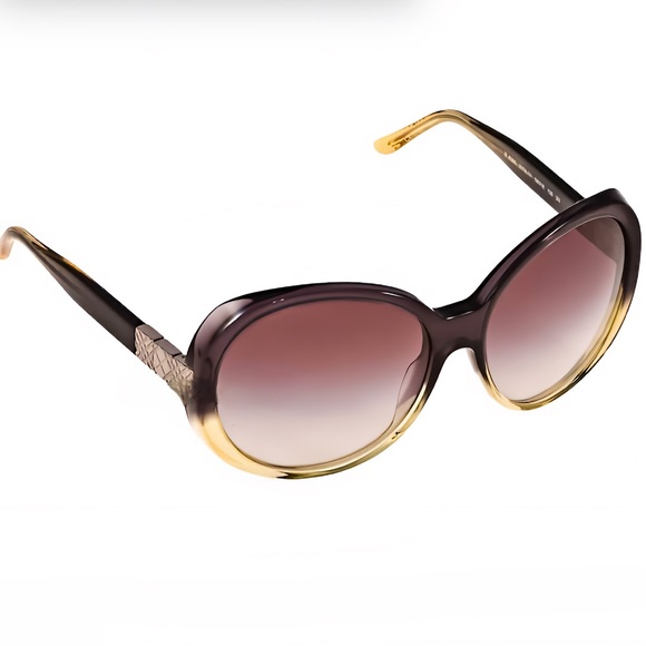 Burberry Round Oversized Sunglasses in Gradient Brown & Yellow - Picture 1 of 9
